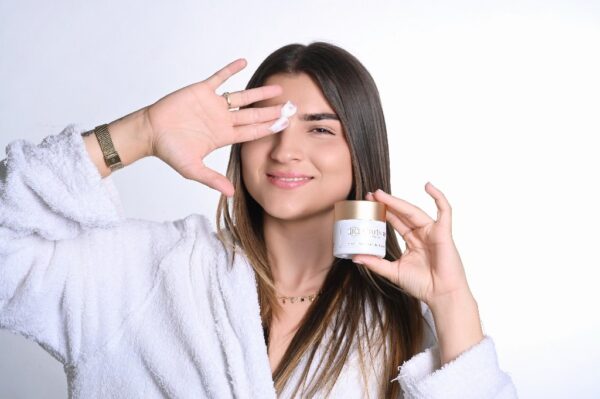Crema Pieles Sensibles Hidratante y Reparadora - Imagen 2
