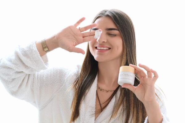 Crema Pieles Sensibles Hidratante y Reparadora - Imagen 3